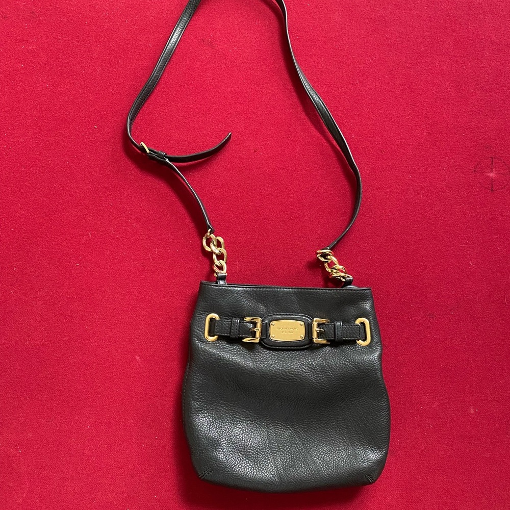 Michael Kors crossbody black and gold